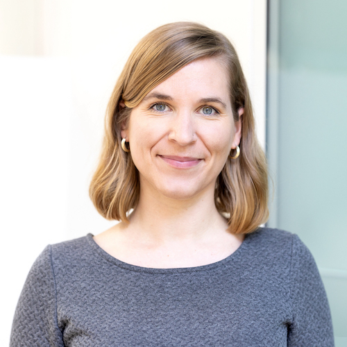 Headshot of Vivian Paulun